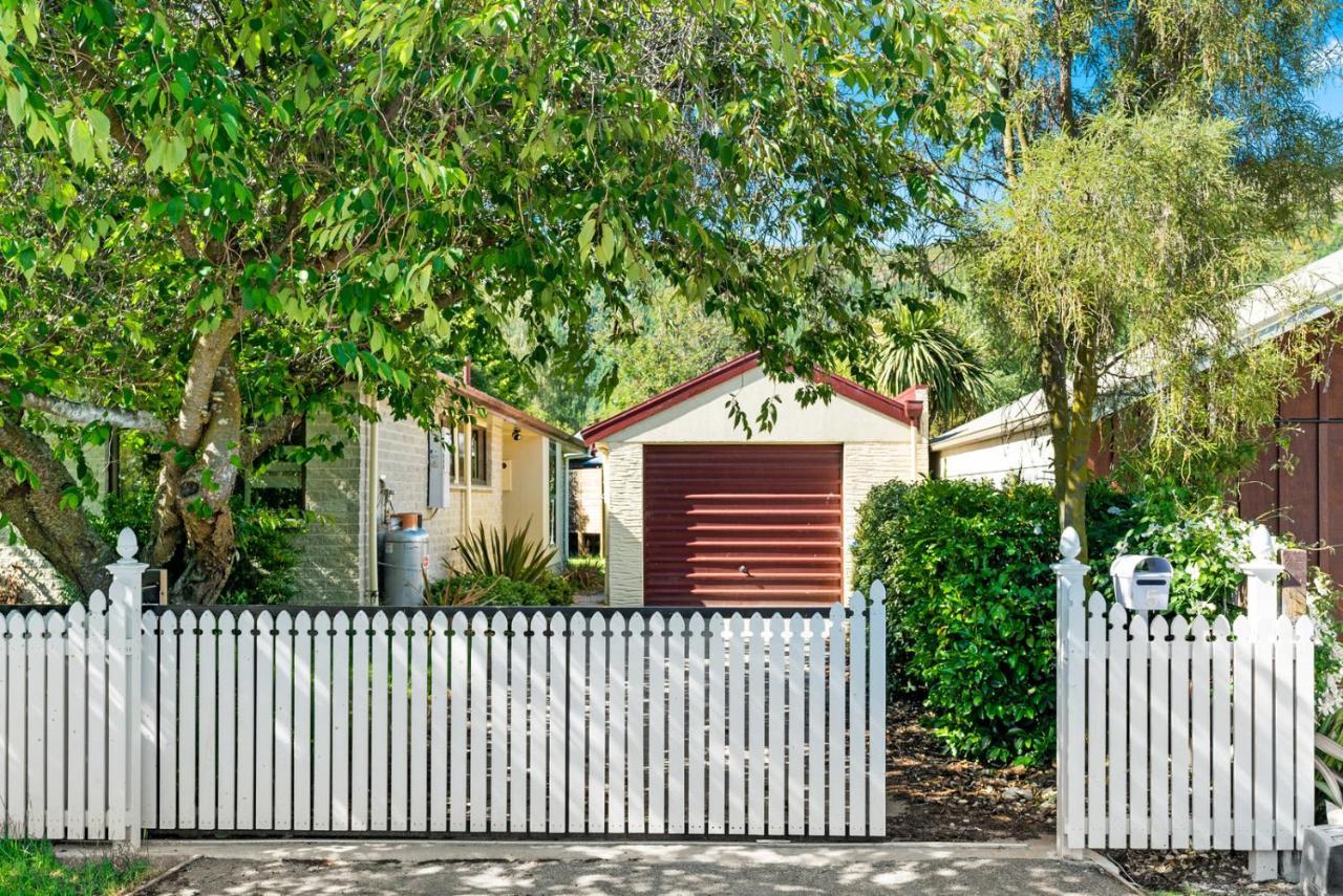 Rees On Reid - Arrowtown Holiday Home Экстерьер фото